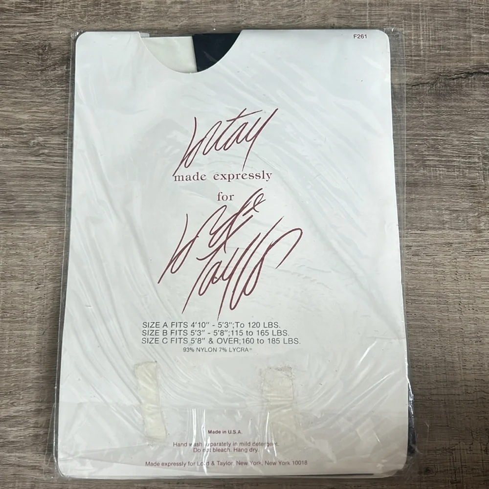 NWT, Lord and Taylor vintage pantyhose